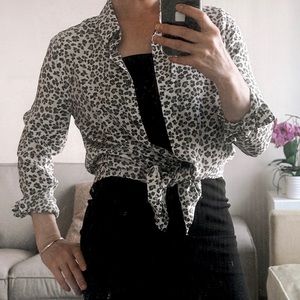 EUC Equipment 100% Silk Blouse M